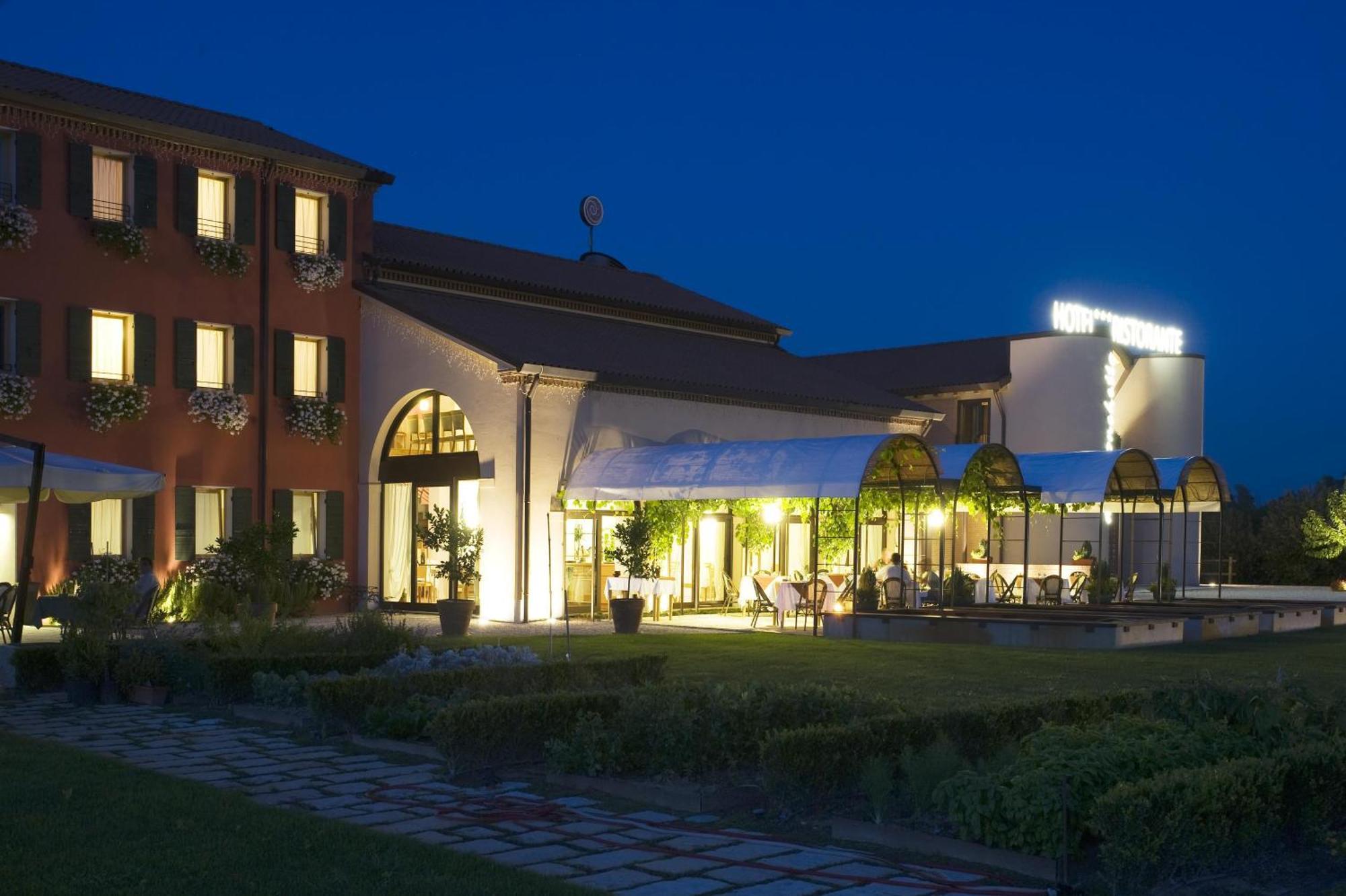 Borgo Ronchetto Hotell Salgareda Exteriör bild