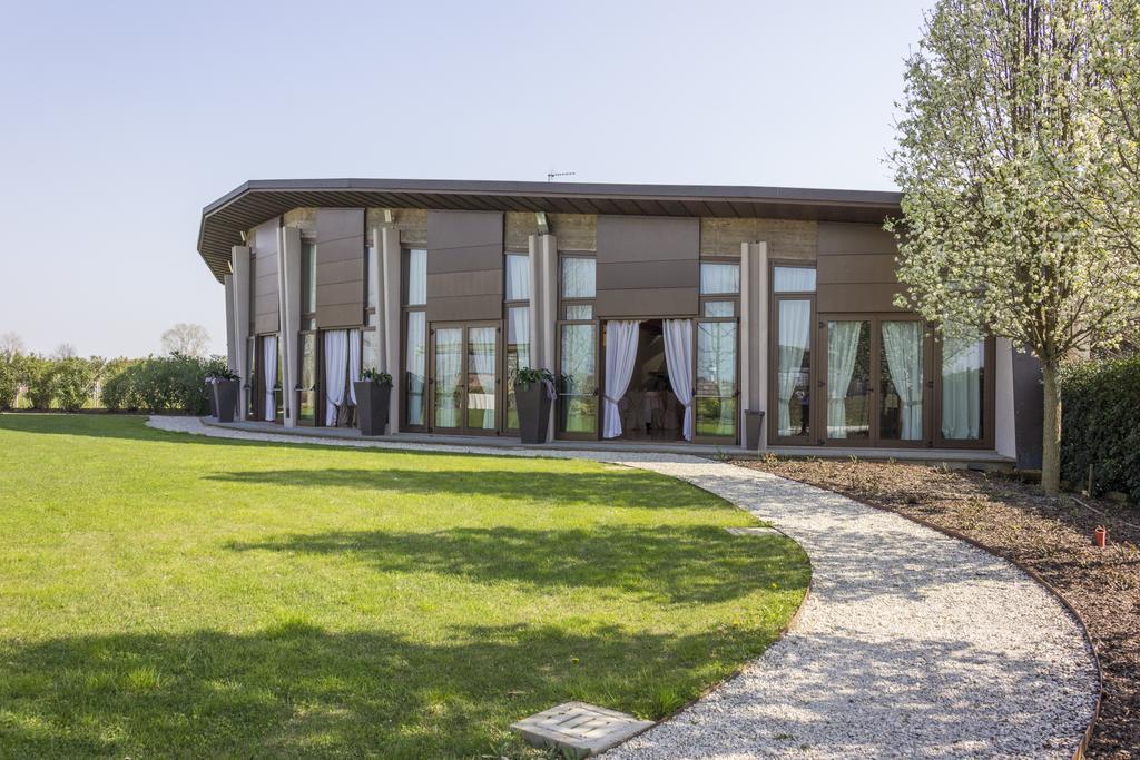 Borgo Ronchetto Hotell Salgareda Exteriör bild